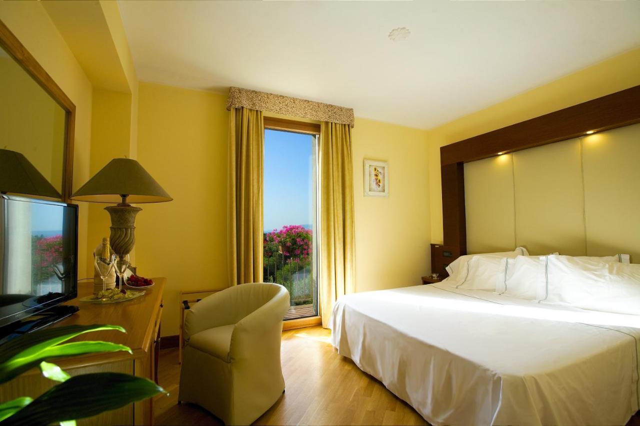 Uliveto Principessa Resort Cittanova  Exterior foto